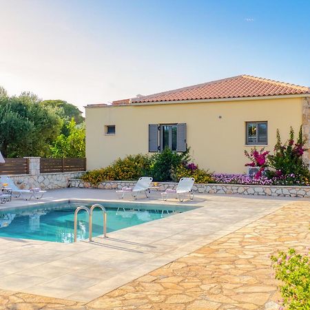 Astarte Villas - Astra Private Villas With Pool Vasilikí Exteriör bild