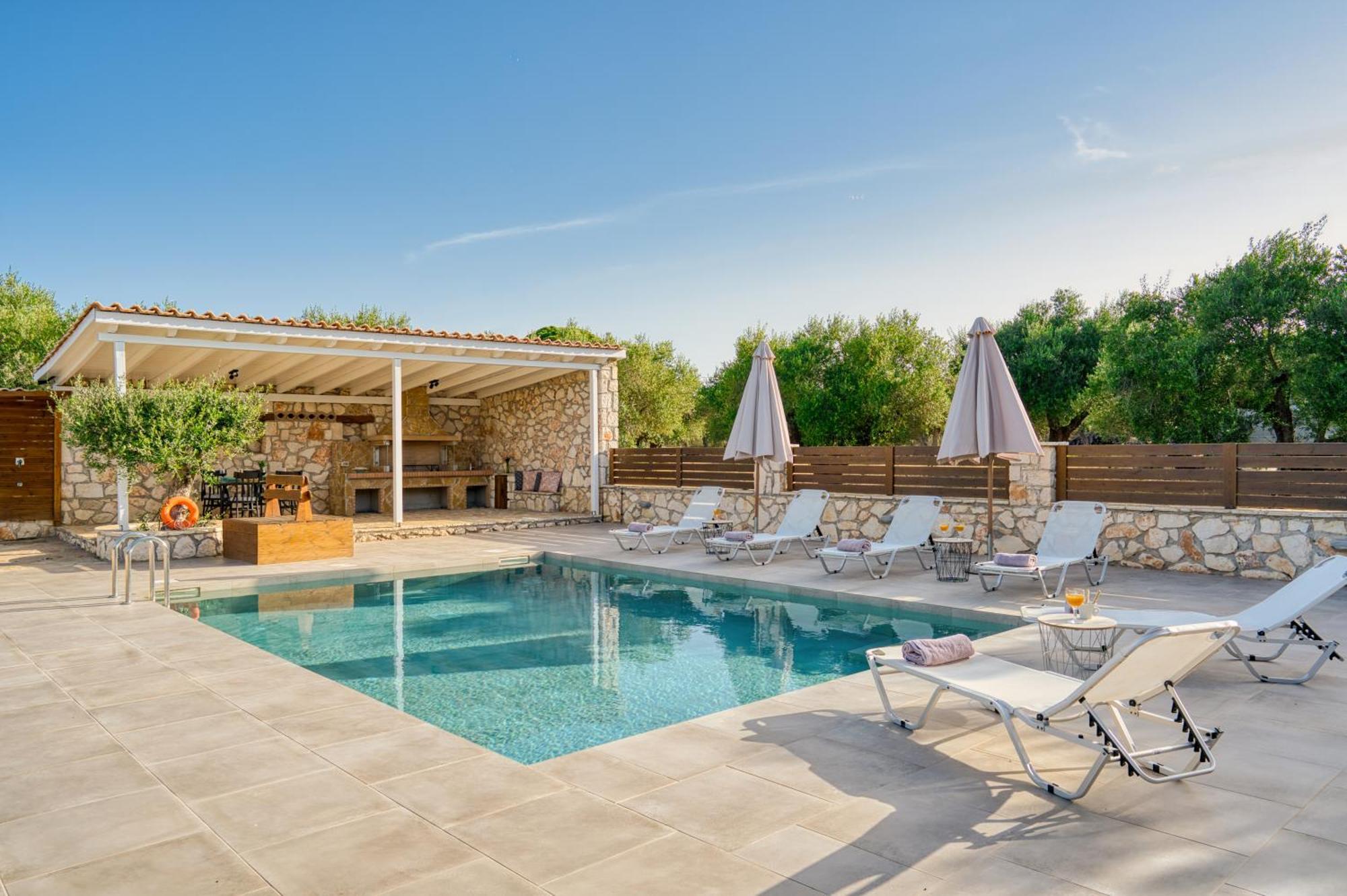 Astarte Villas - Astra Private Villas With Pool Vasilikí Exteriör bild