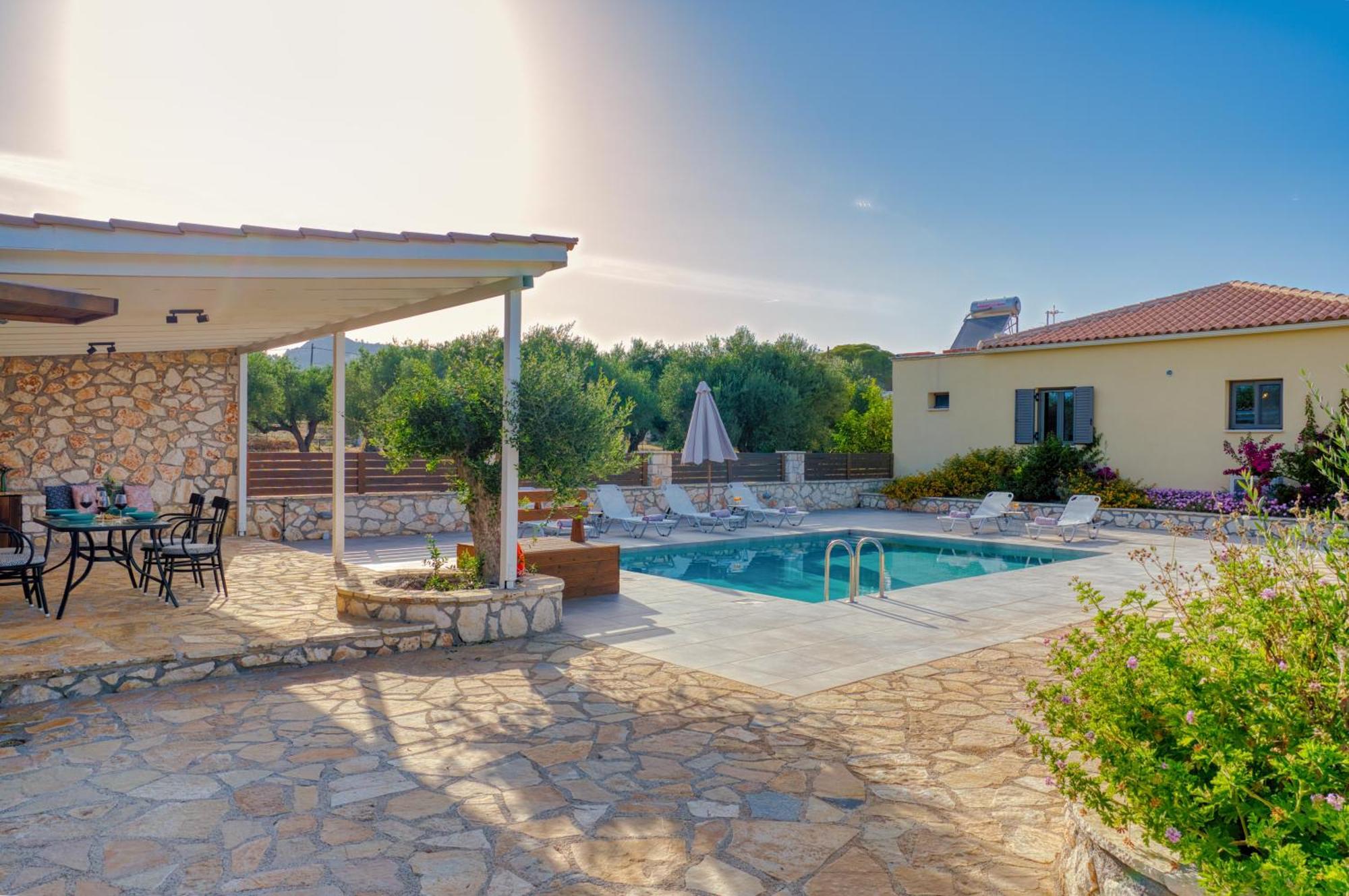 Astarte Villas - Astra Private Villas With Pool Vasilikí Exteriör bild