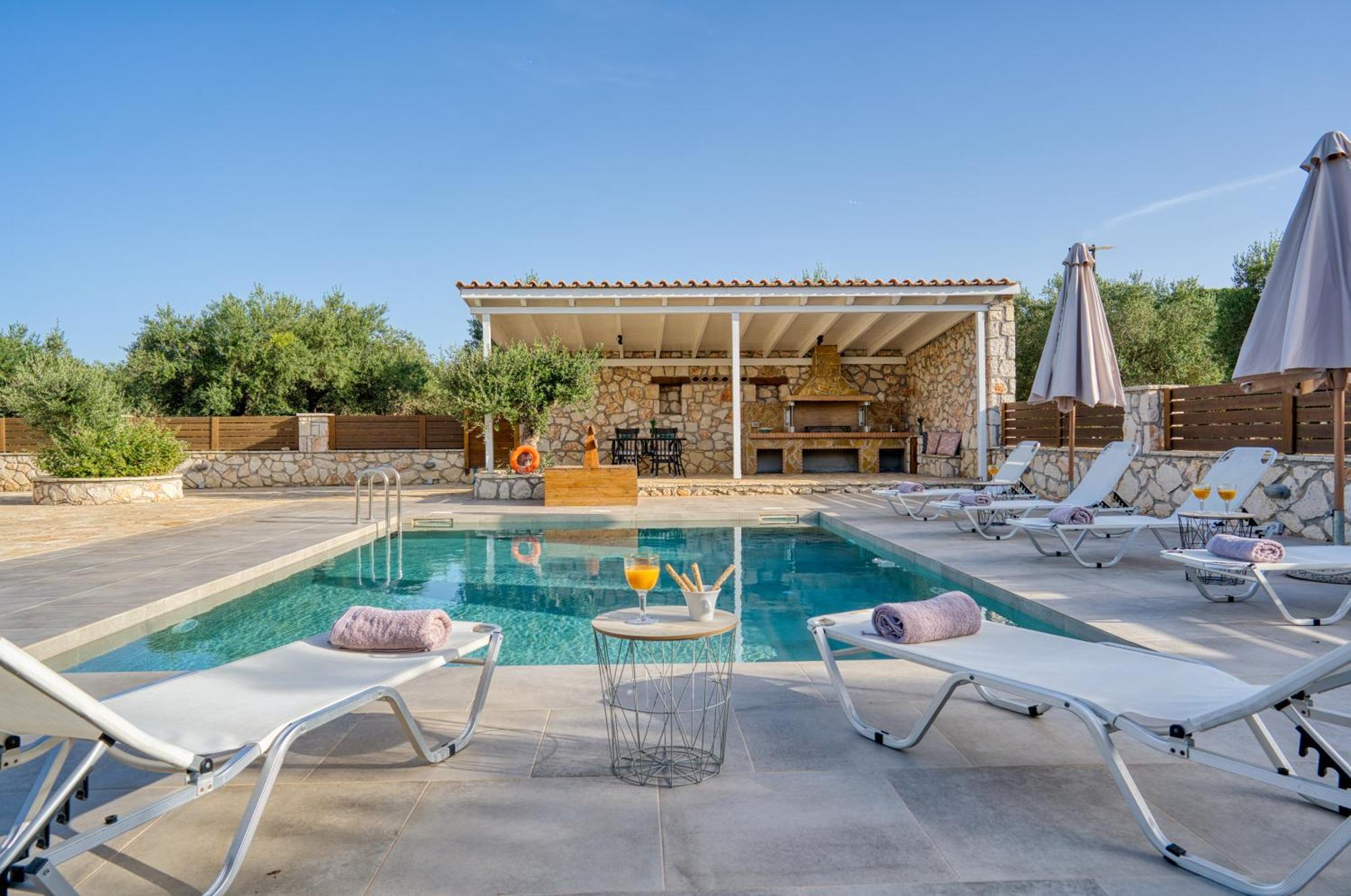 Astarte Villas - Astra Private Villas With Pool Vasilikí Exteriör bild